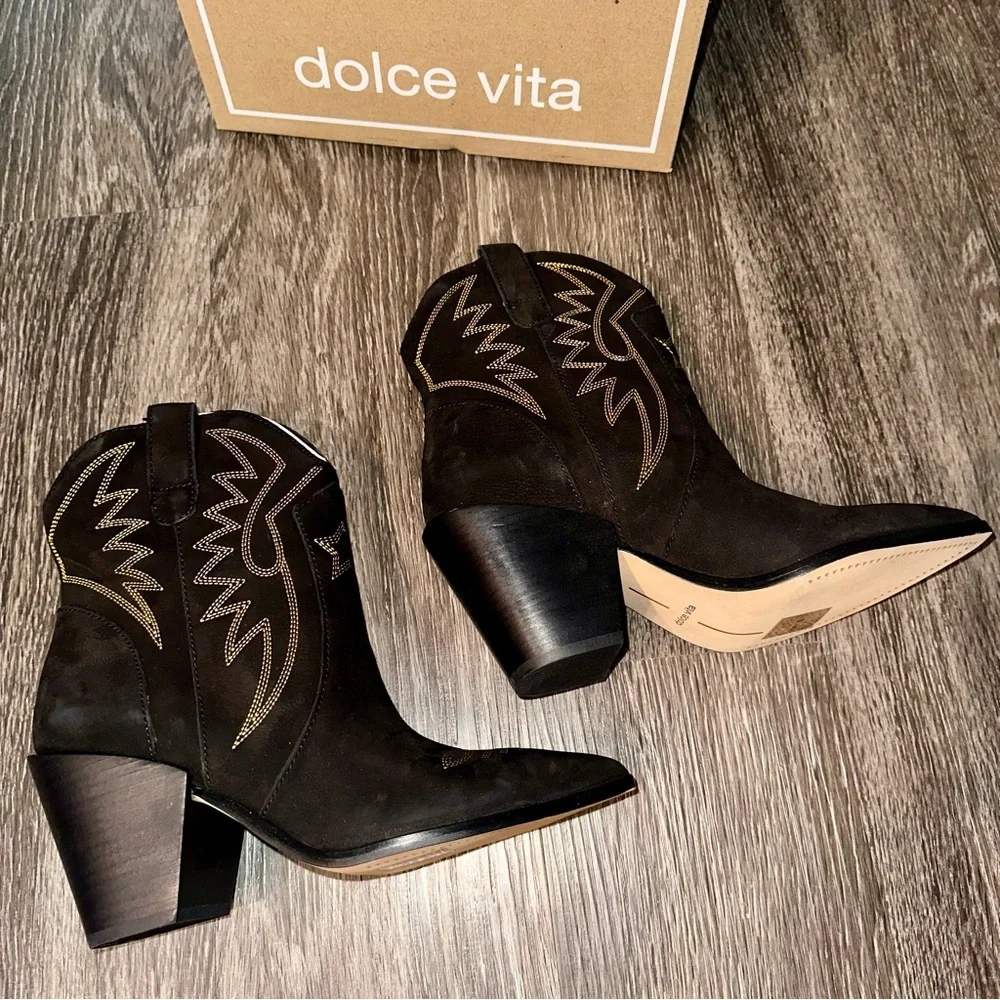 DV Leather Ginni Cowboy Boots